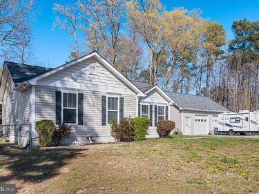 140 GREENWAY DRIVE, COLONIAL BEACH, VA 22443
