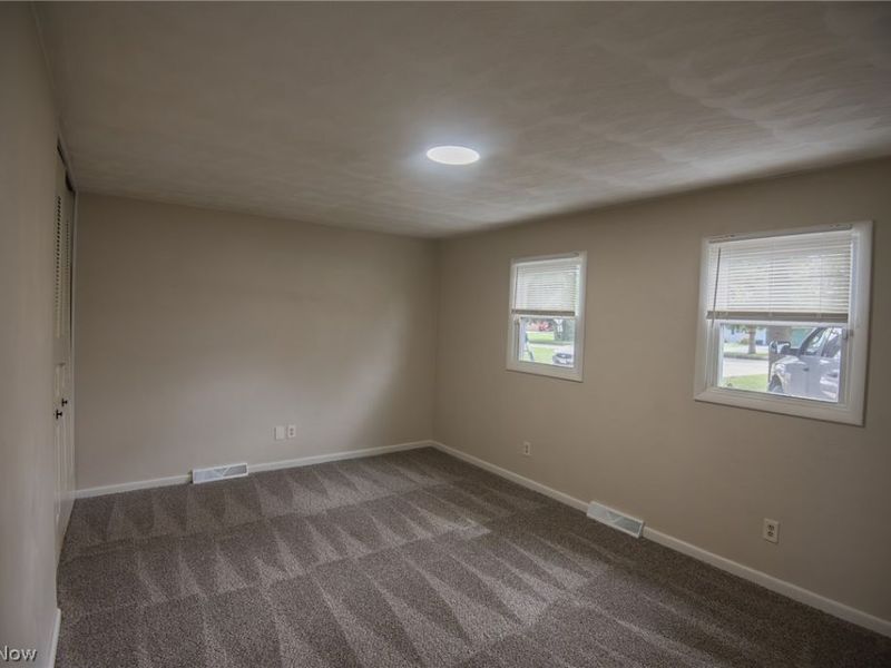 3945 S Schenley Avenue, Youngstown, OH 44511 Photo 11