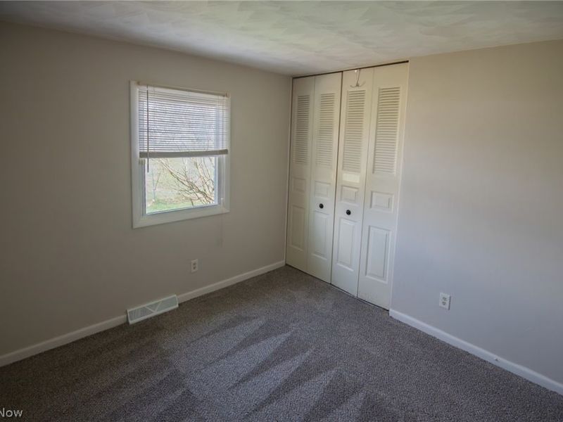 3945 S Schenley Avenue, Youngstown, OH 44511 Photo 9