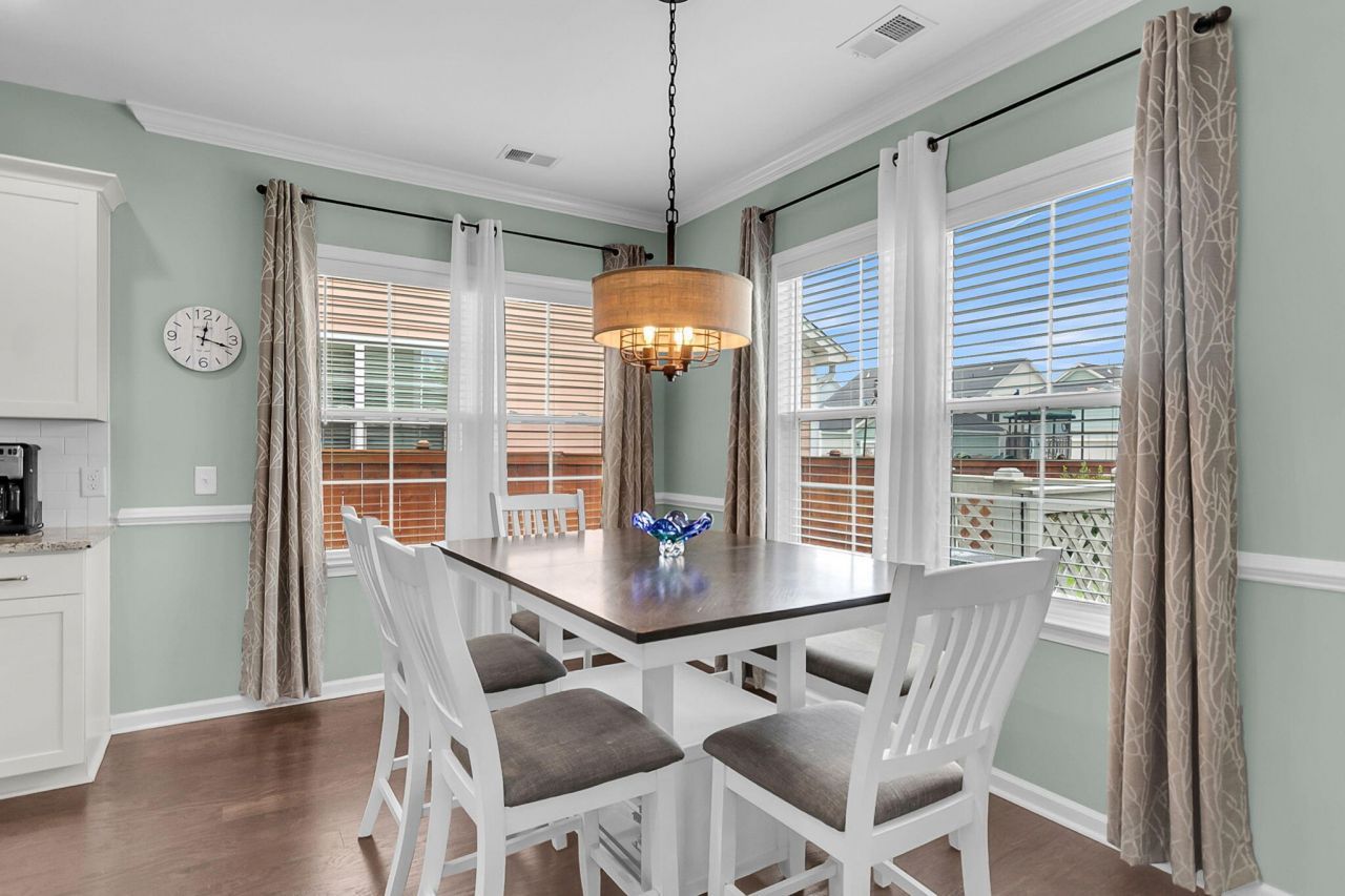 534 Alderly Drive Photo 11