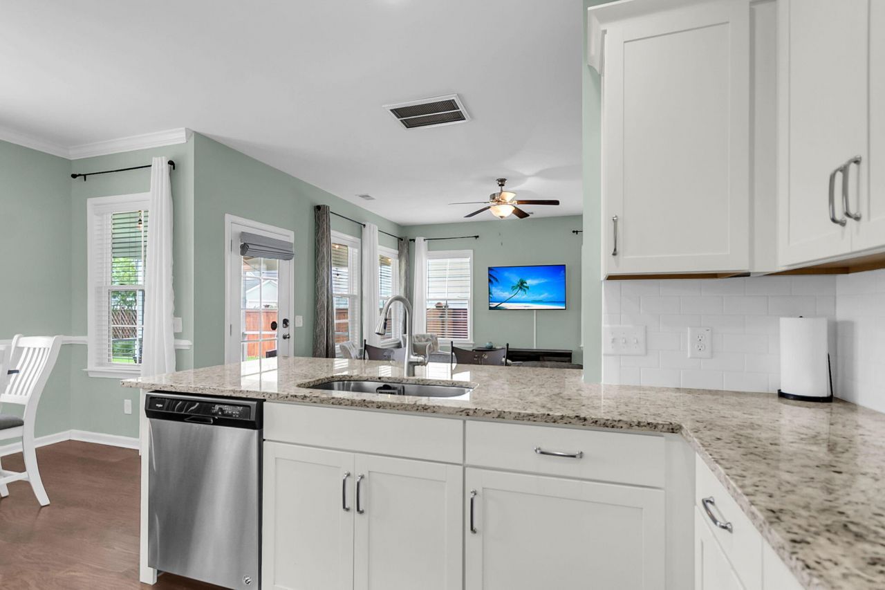 534 Alderly Drive Photo 15