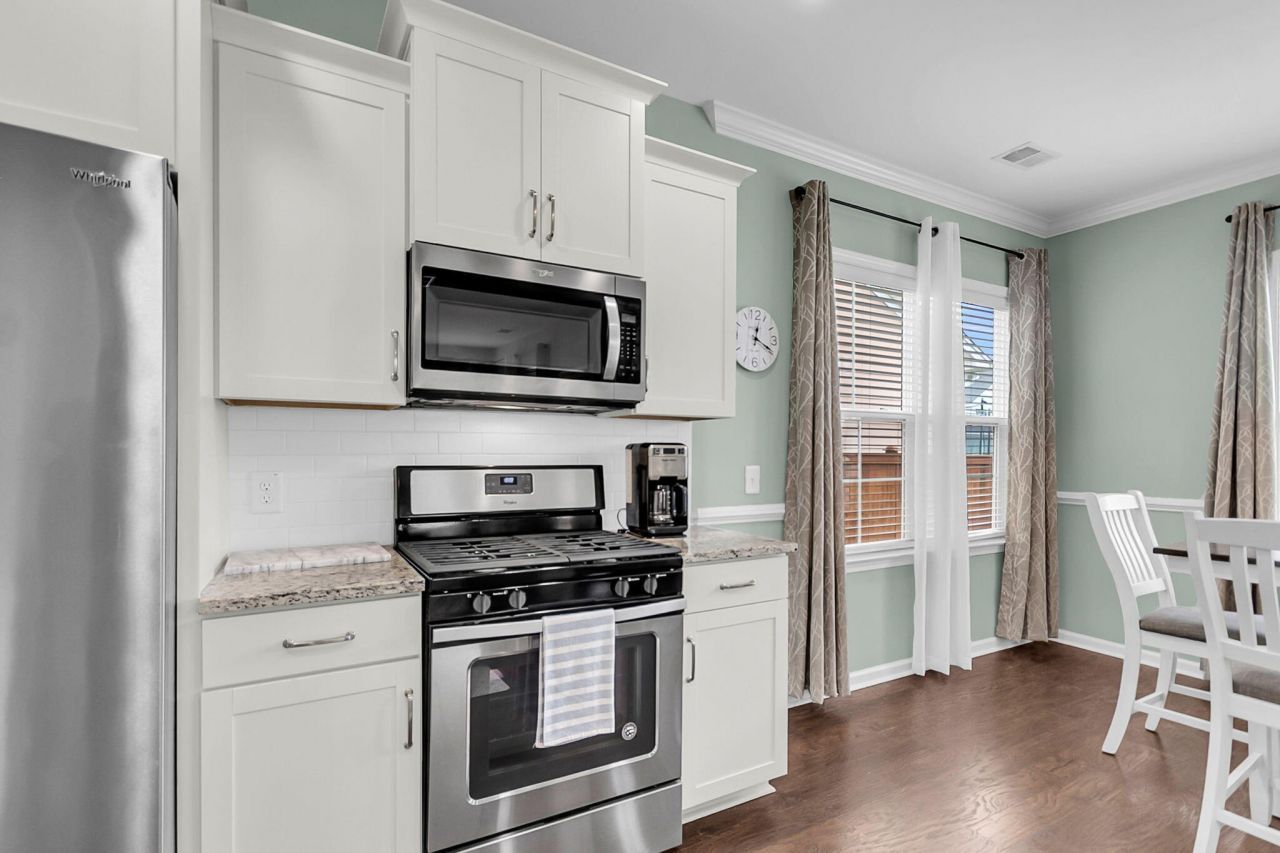 534 Alderly Drive Photo 16