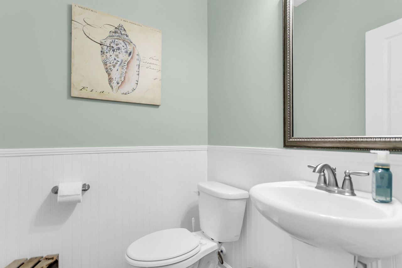 534 Alderly Drive Photo 18