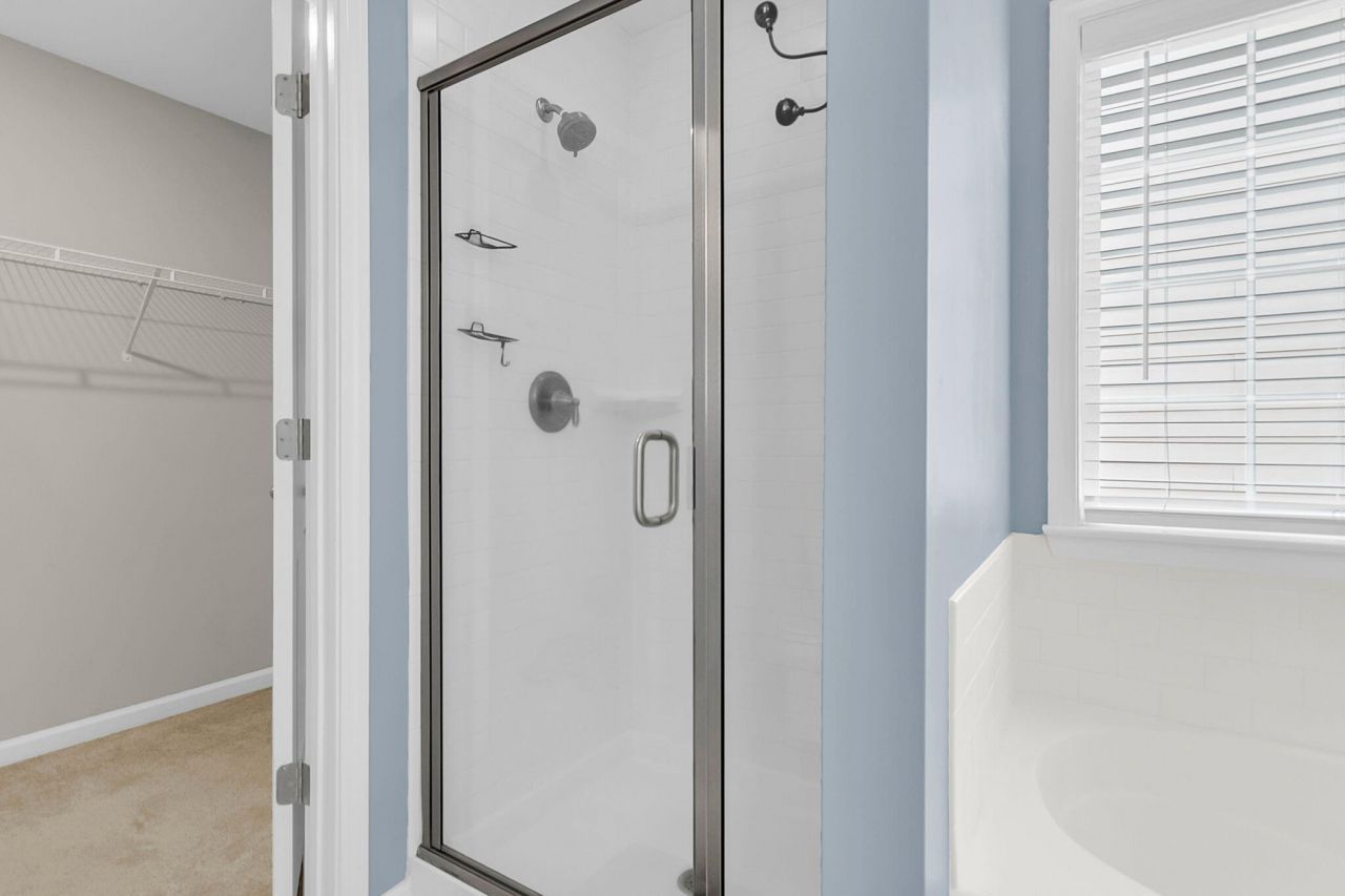 534 Alderly Drive Photo 33