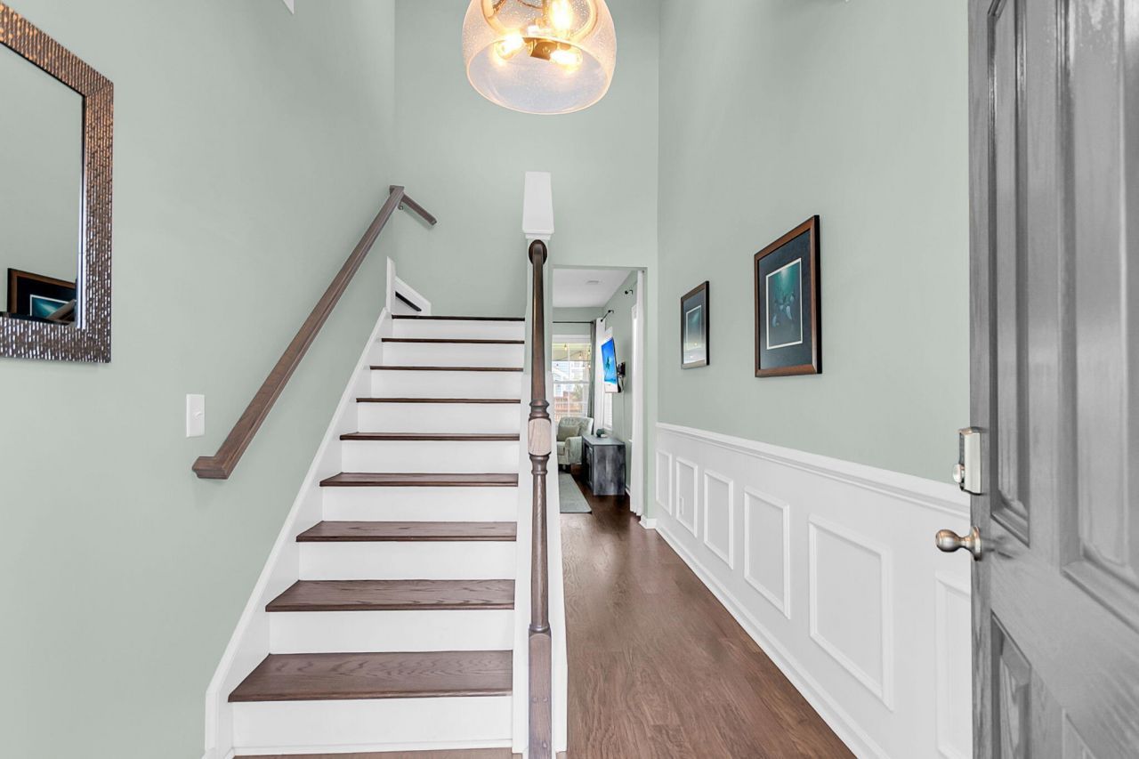 534 Alderly Drive Photo 6