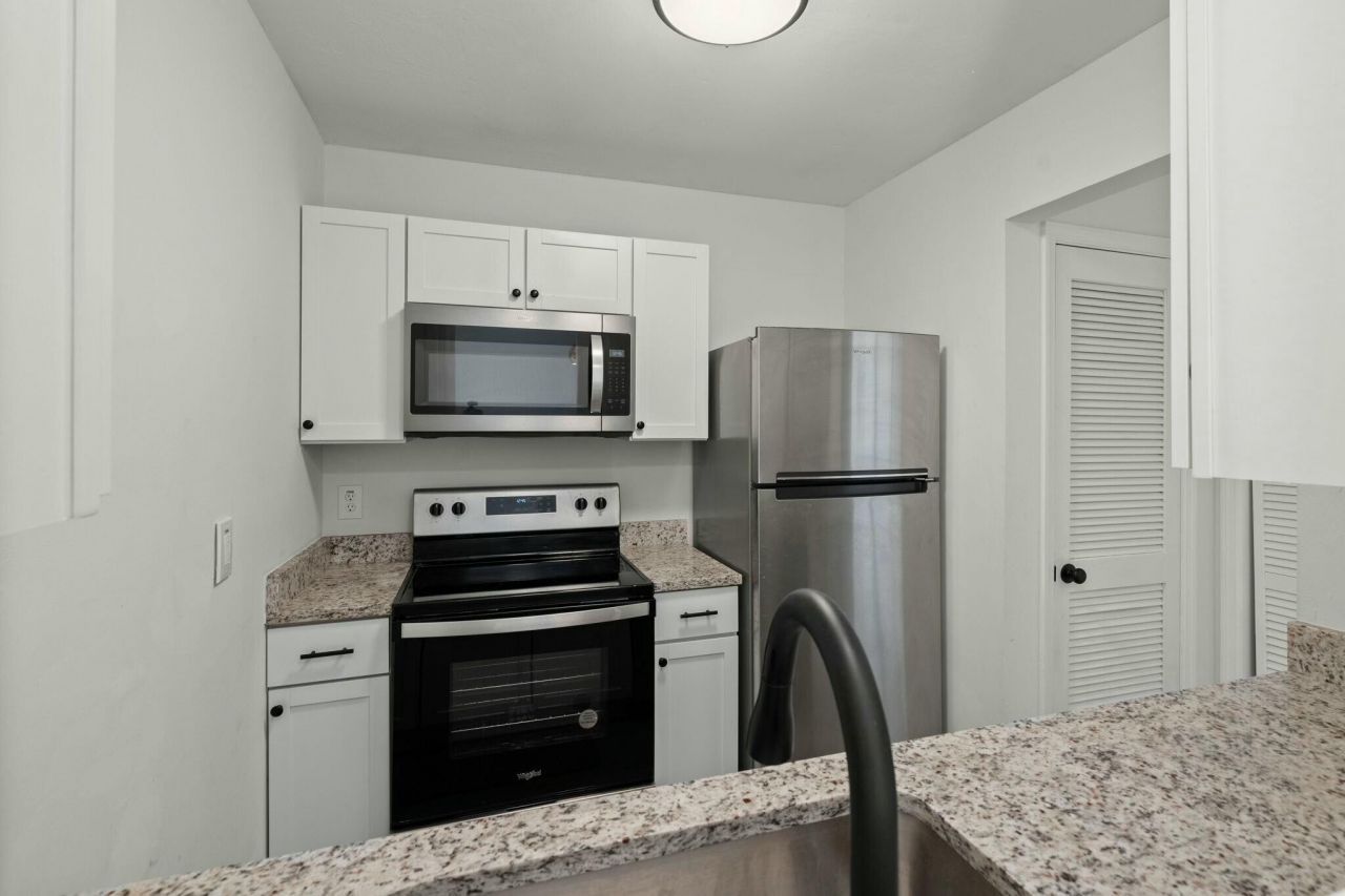 195 Pine Shadow Drive Photo 12