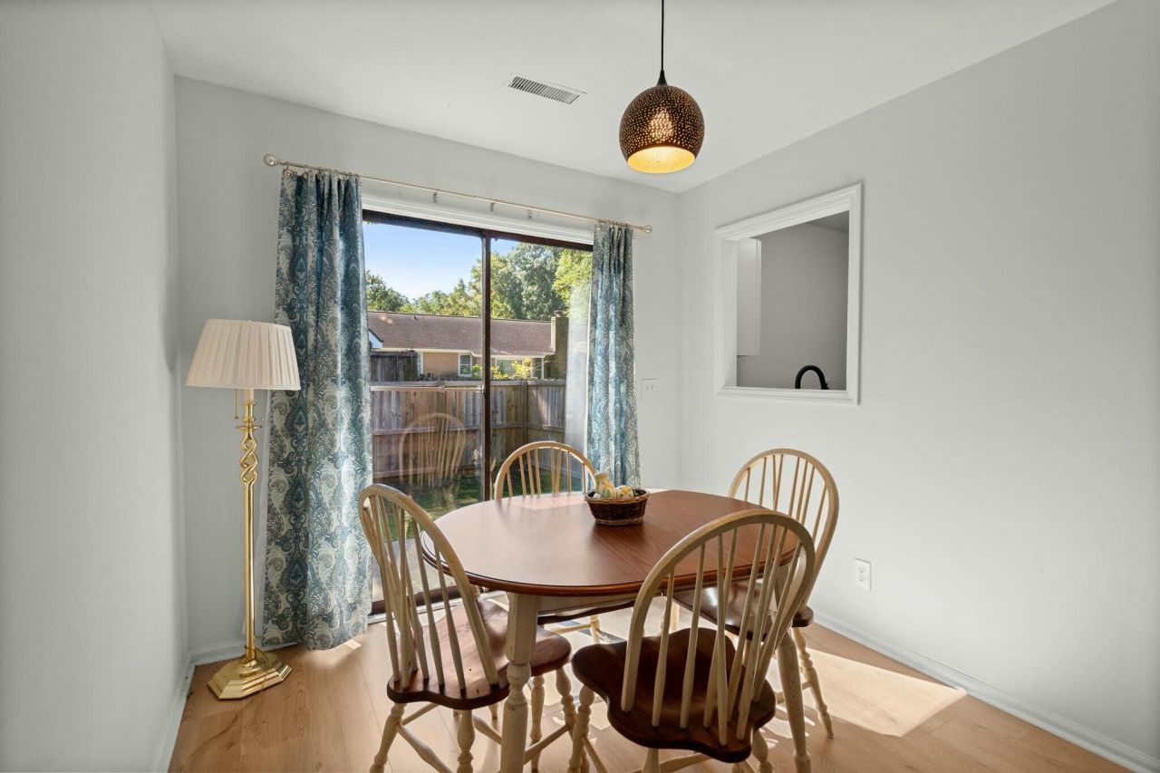 195 Pine Shadow Drive Photo 9