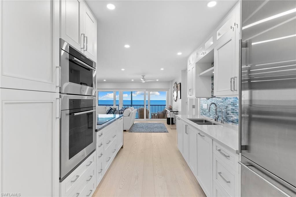 2171 Gulf Shore Blvd N, Unit 603, Naples, FL 34102 Photo