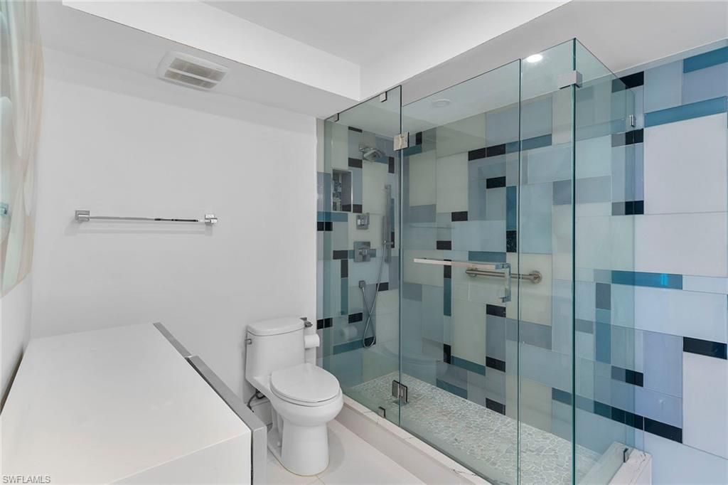 2171 Gulf Shore Blvd N, Unit 603, Naples, FL 34102 Photo