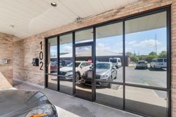 3900 Leeds Avenue photo 4