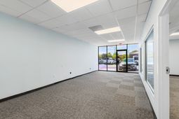3900 Leeds Avenue photo 4