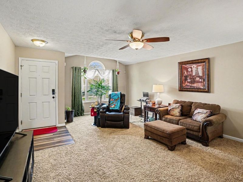 3185 Yellowtail Terrace, Hamilton Twp, OH 45152 Photo 6