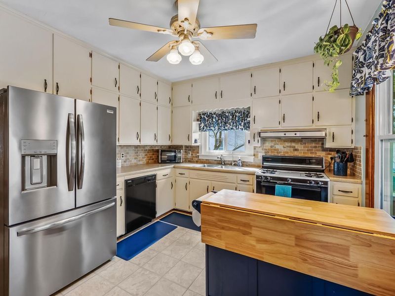 373 N Union Street , Delaware, OH 43015 Photo 15