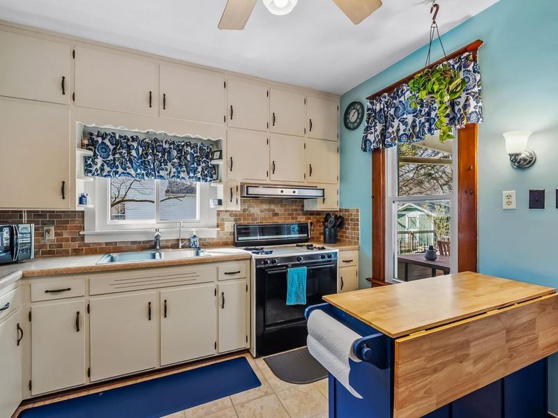 373 N Union Street , Delaware, OH 43015 Photo 16