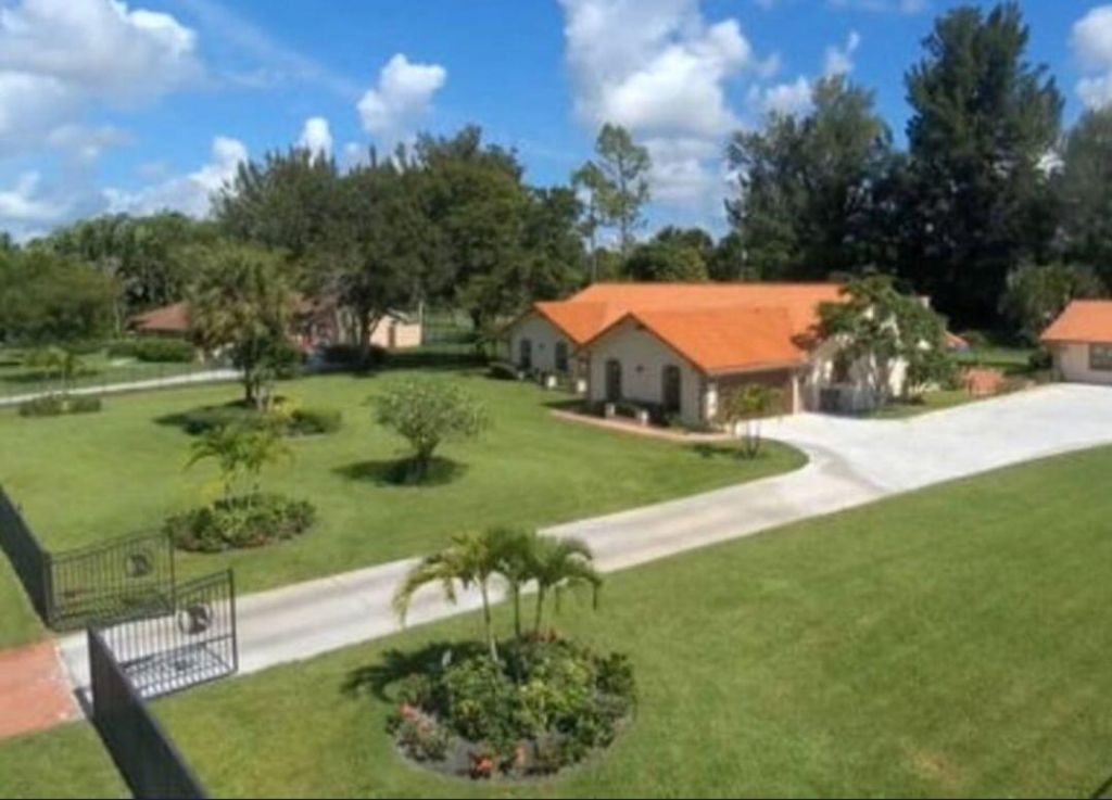 14870 Horseshoe Trace, Wellington, FL 33414 Photo