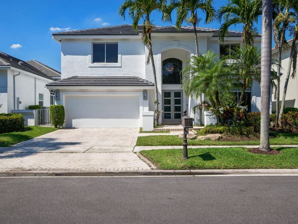 3857 Regency Circle N, Boca Raton, FL 33496