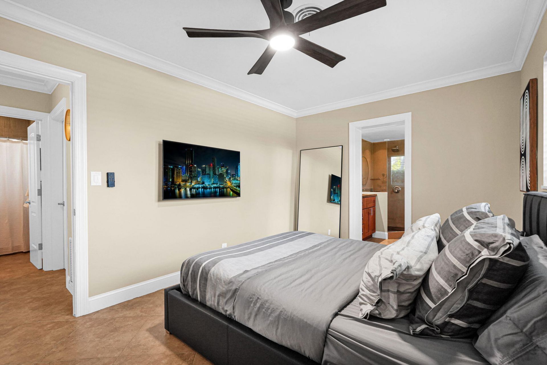 2117 NE 61st Court, Fort Lauderdale, FL 33308 Photo