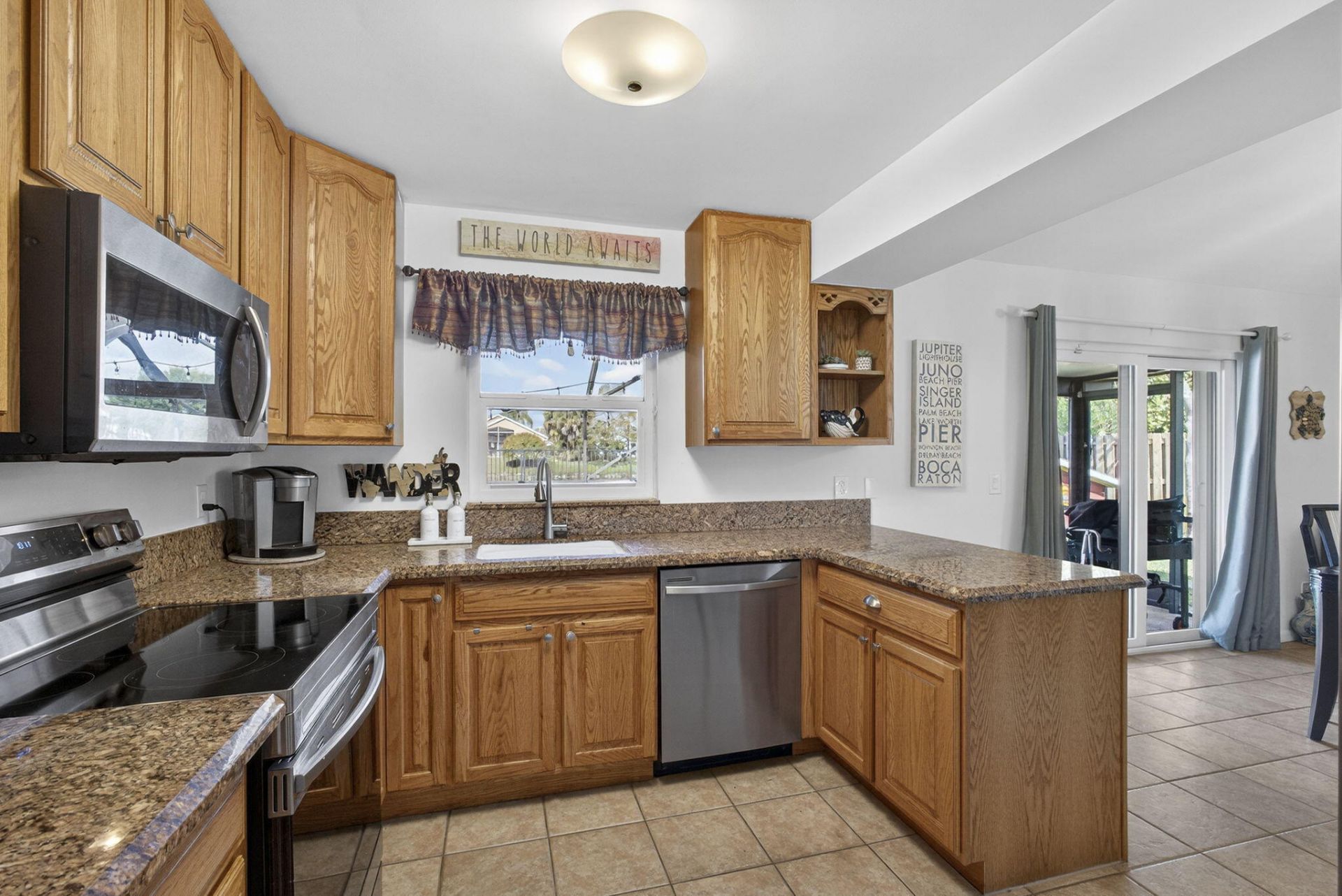 132 Parkwood Drive, Royal Palm Beach, FL 33411 Photo