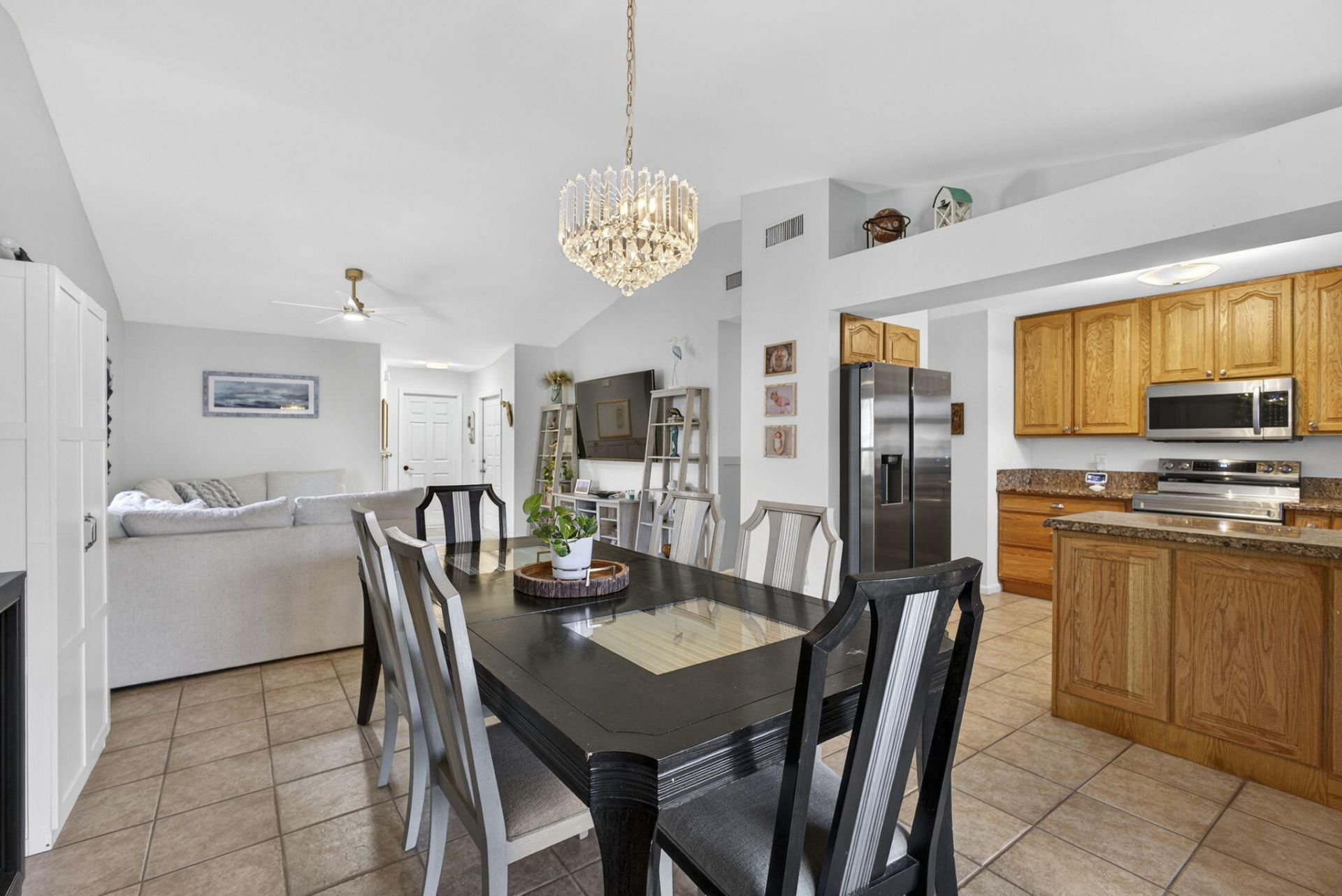 132 Parkwood Drive, Royal Palm Beach, FL 33411 Photo