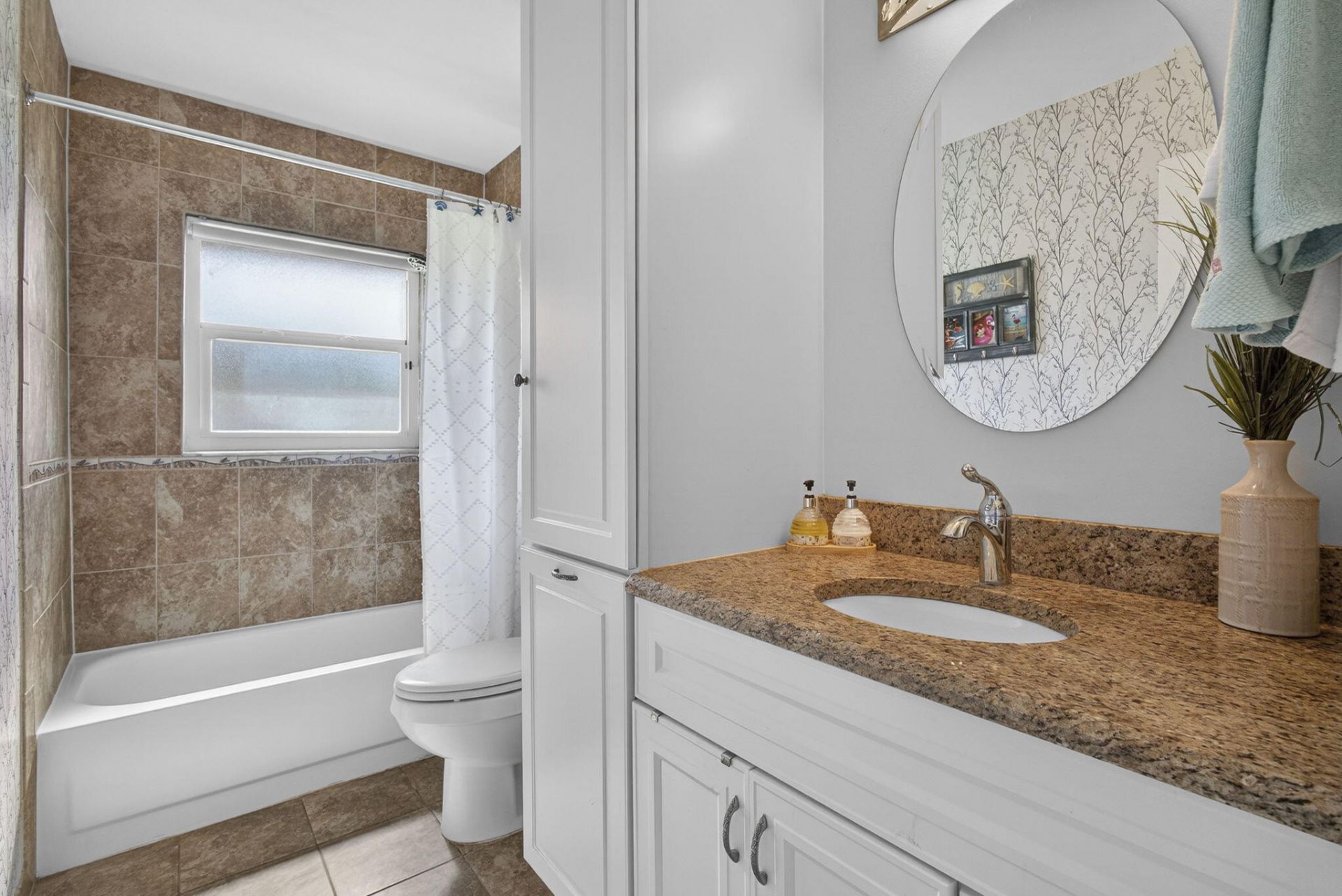 132 Parkwood Drive, Royal Palm Beach, FL 33411 Photo