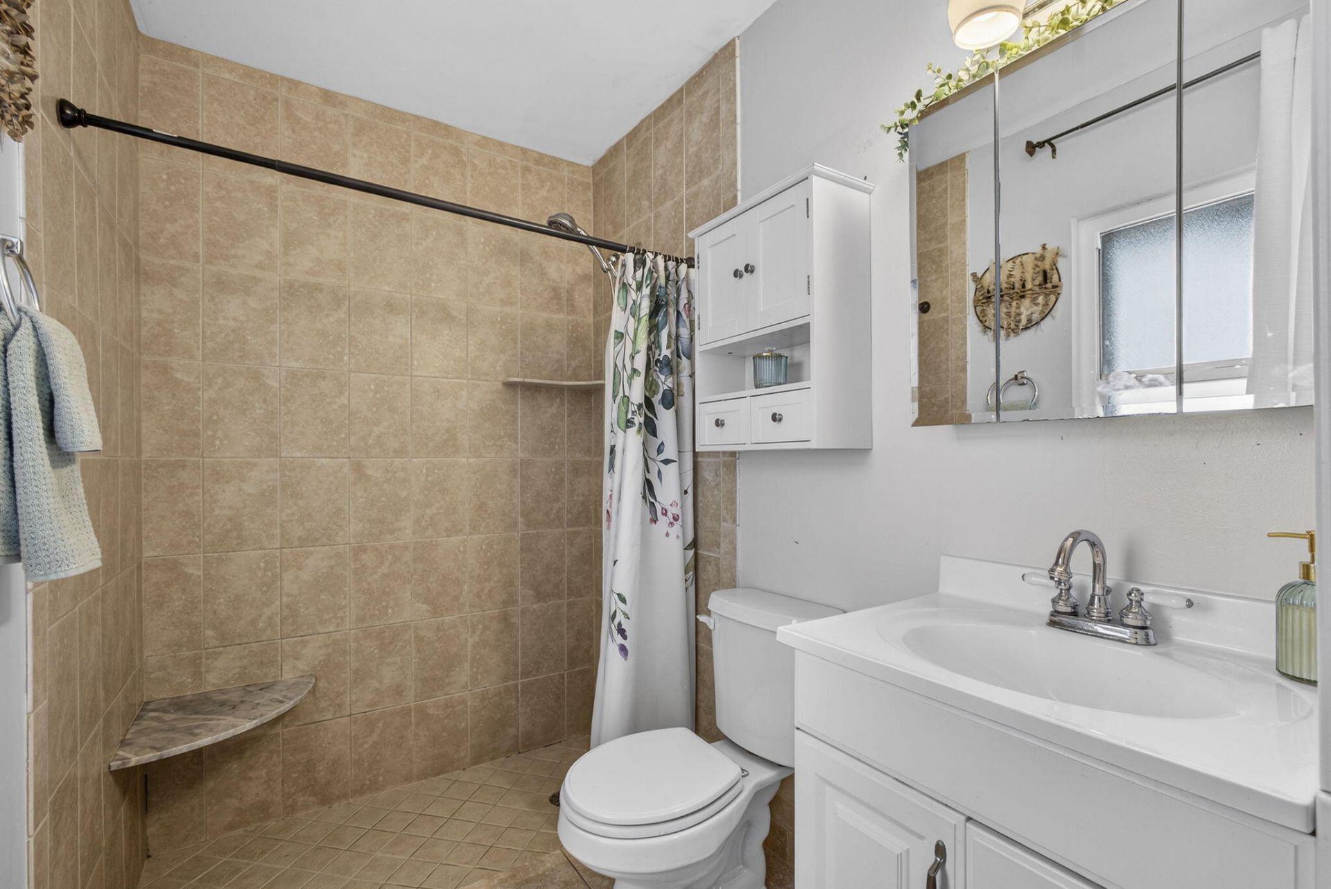 132 Parkwood Drive, Royal Palm Beach, FL 33411 Photo