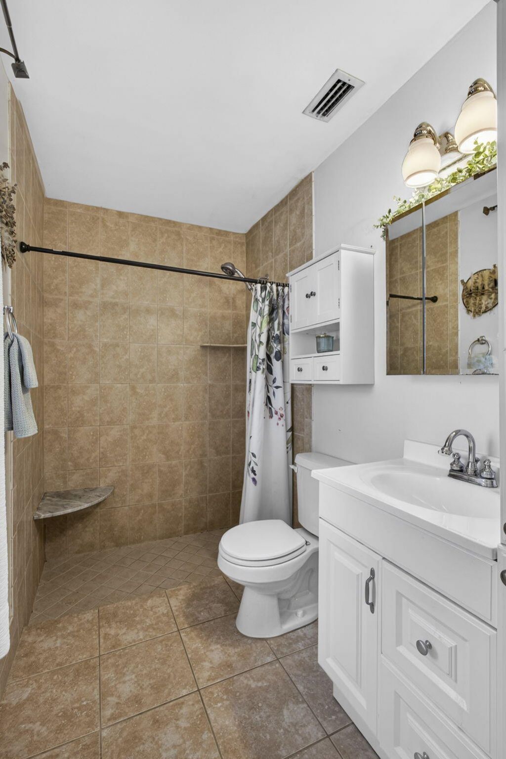 132 Parkwood Drive, Royal Palm Beach, FL 33411 Photo