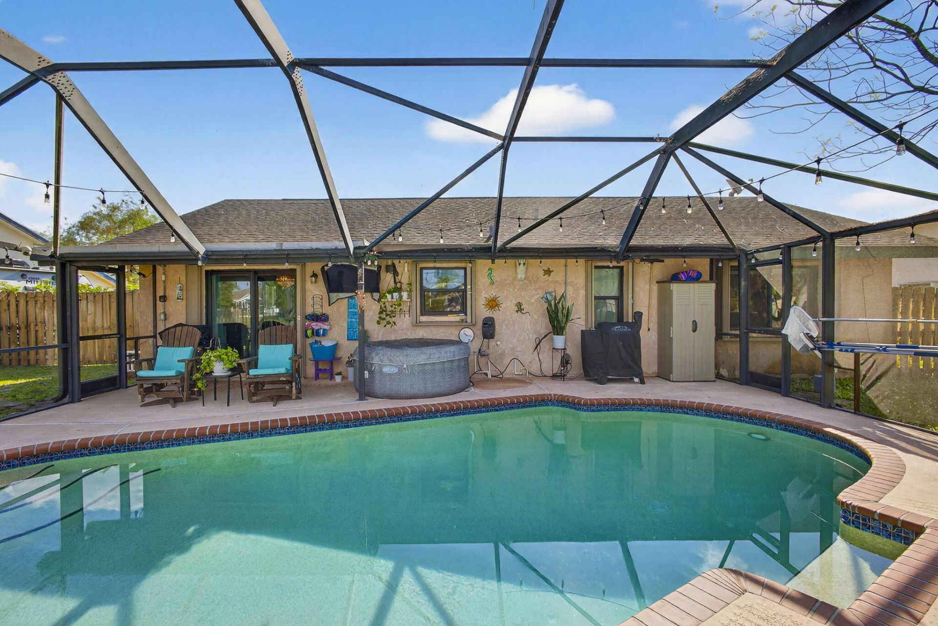 132 Parkwood Drive, Royal Palm Beach, FL 33411 Photo