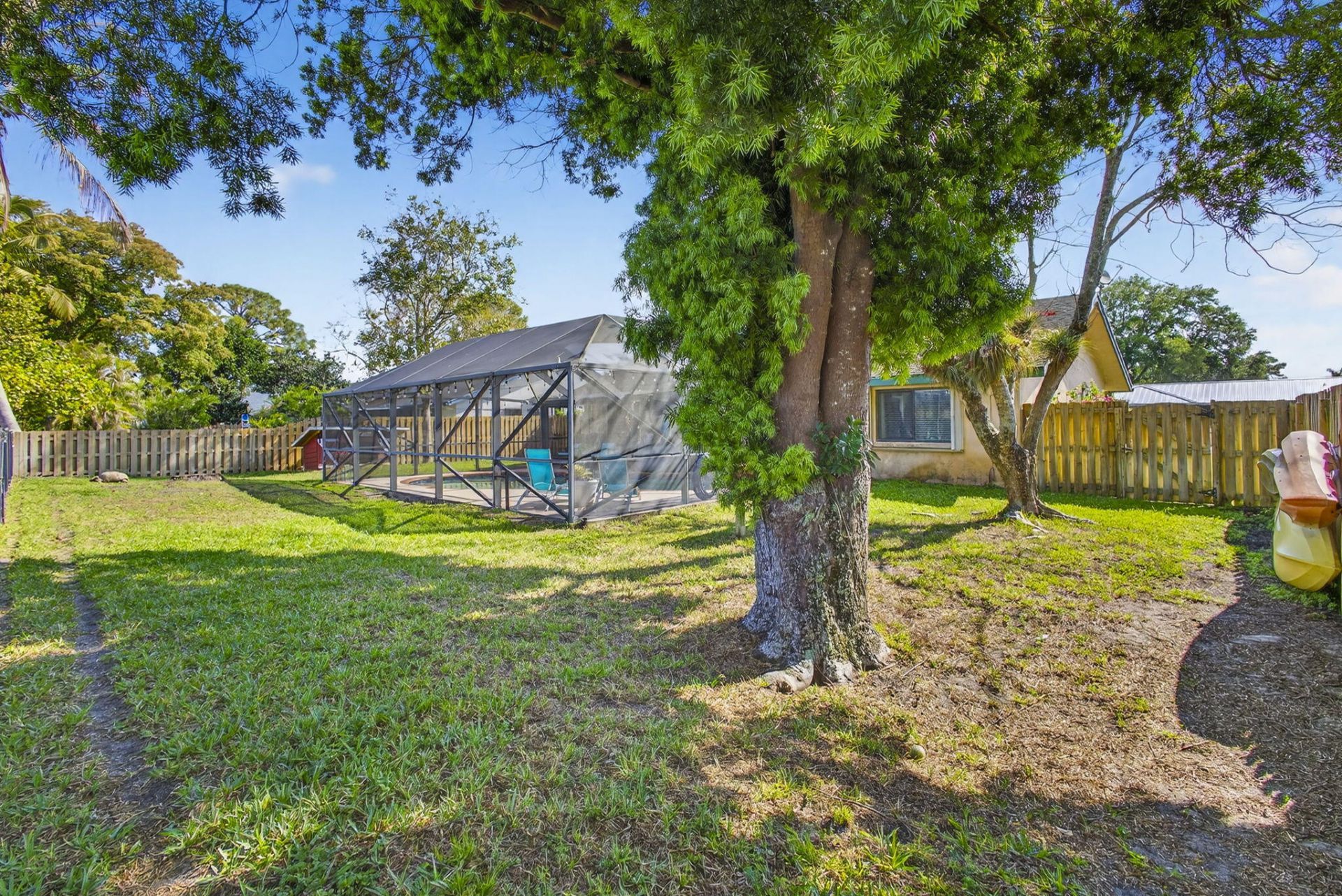 132 Parkwood Drive, Royal Palm Beach, FL 33411 Photo