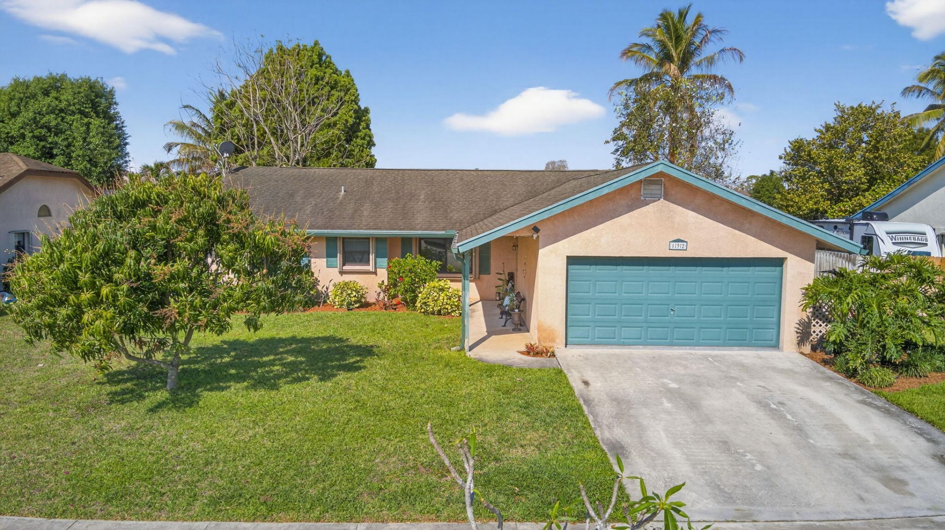 132 Parkwood Drive, Royal Palm Beach, FL 33411 Photo