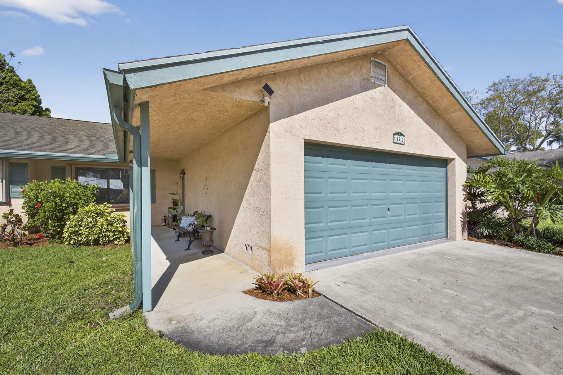 132 Parkwood Drive, Royal Palm Beach, FL 33411 Photo