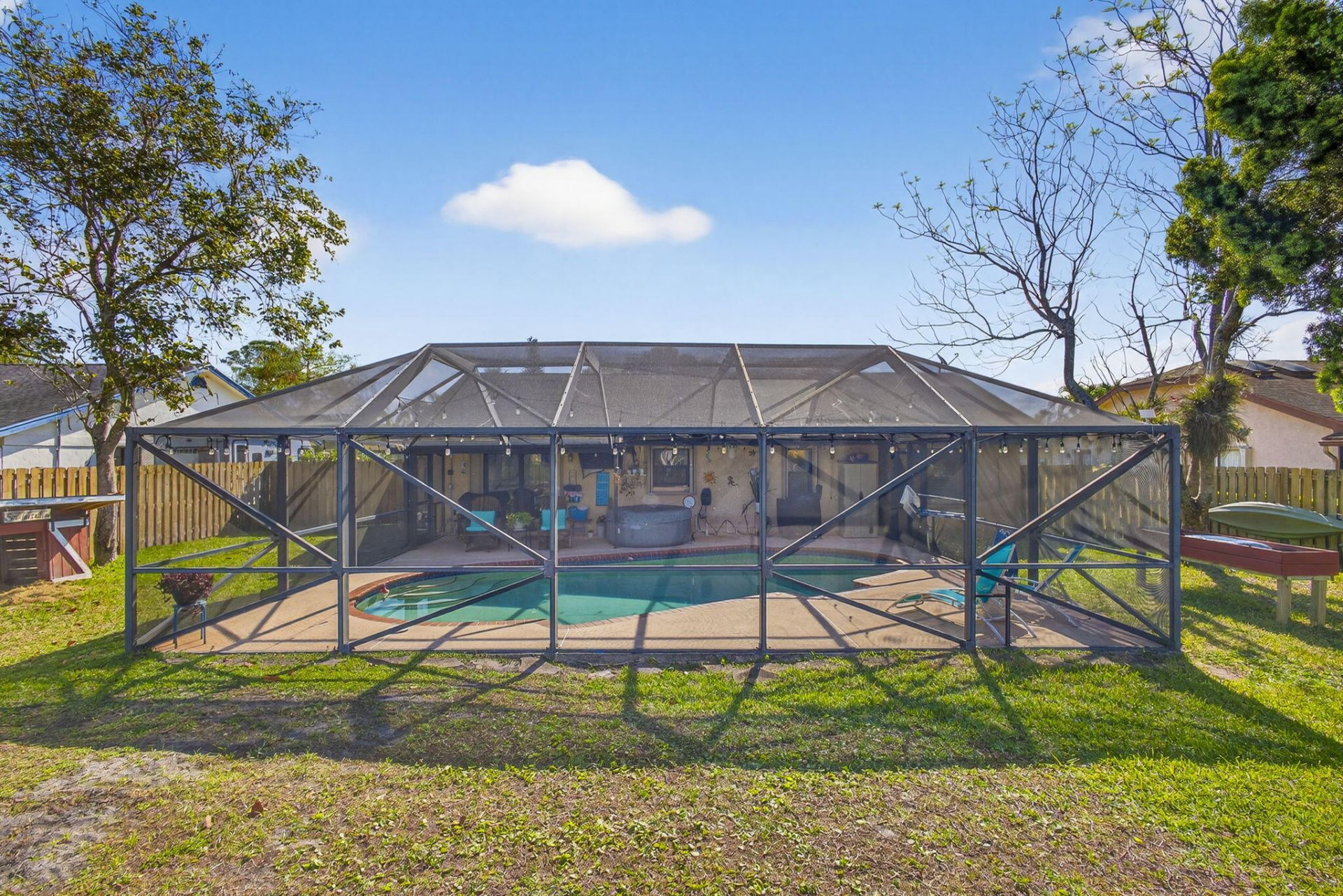 132 Parkwood Drive, Royal Palm Beach, FL 33411 Photo