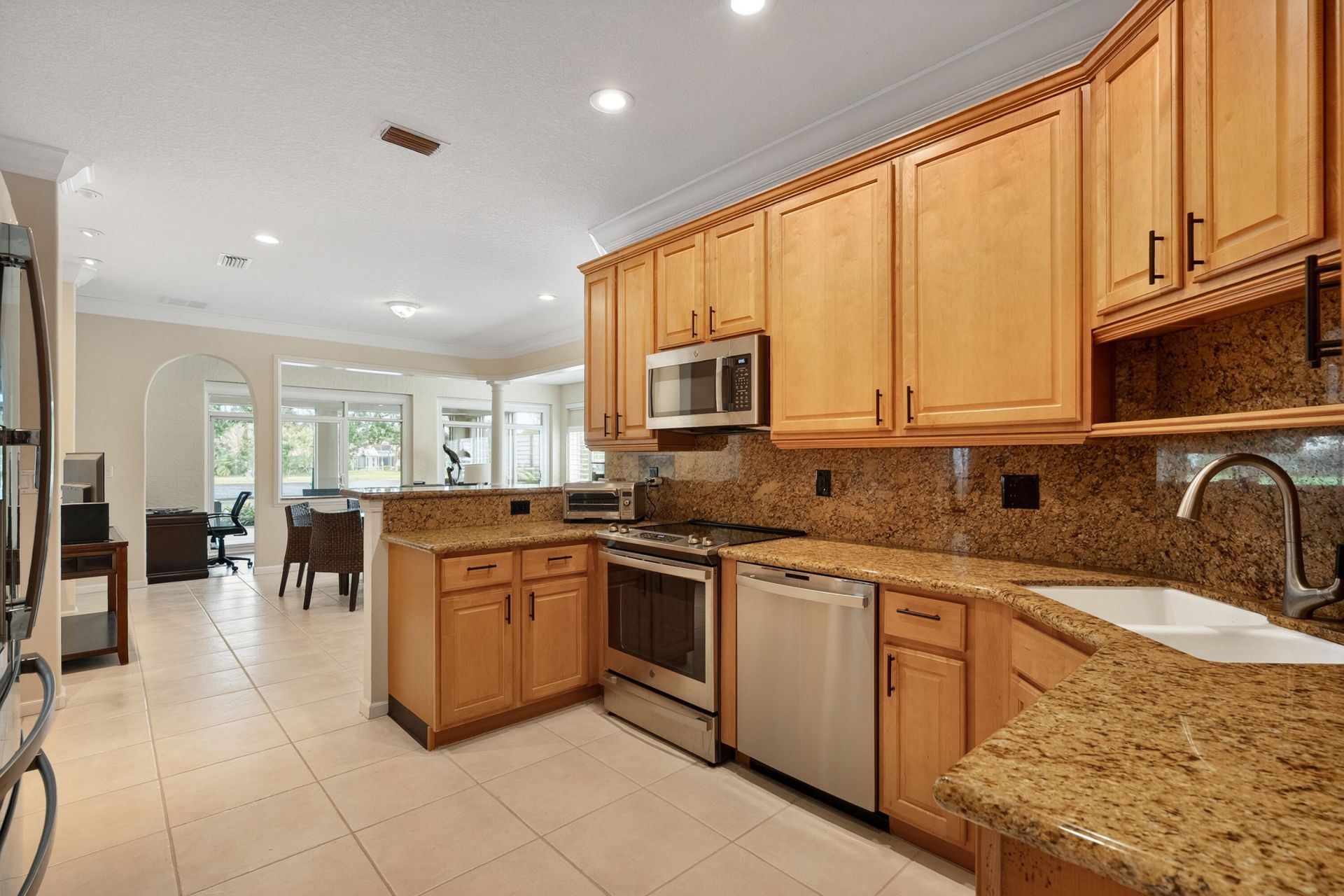 4626 NW Wandering Oak Court, Jensen Beach, FL 34957 Photo