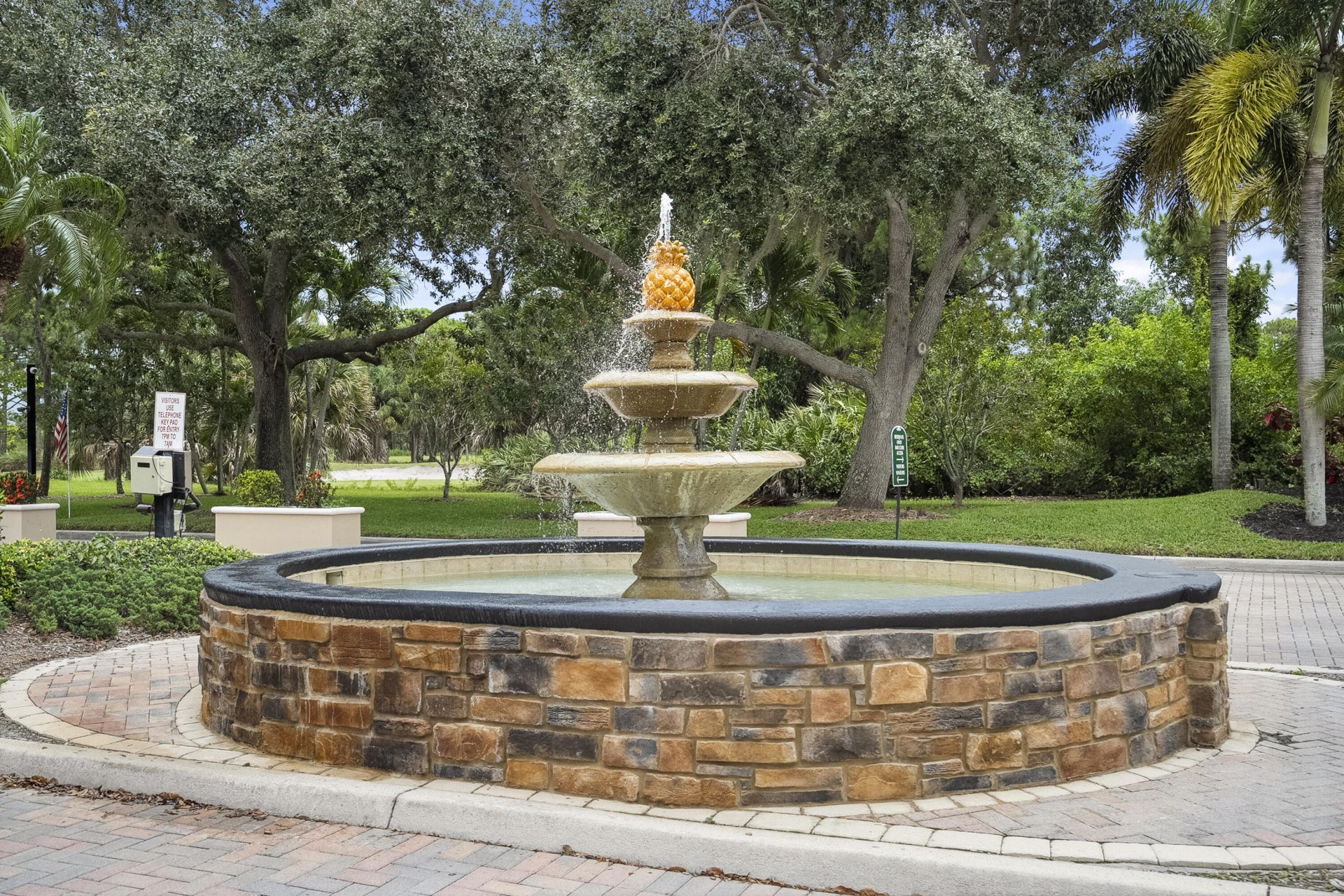 4626 NW Wandering Oak Court, Jensen Beach, FL 34957 Photo