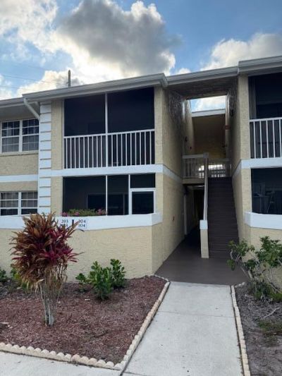 1540 SE Royal Green Circle, Unit 103, Port Saint Lucie, FL 34952 Photo