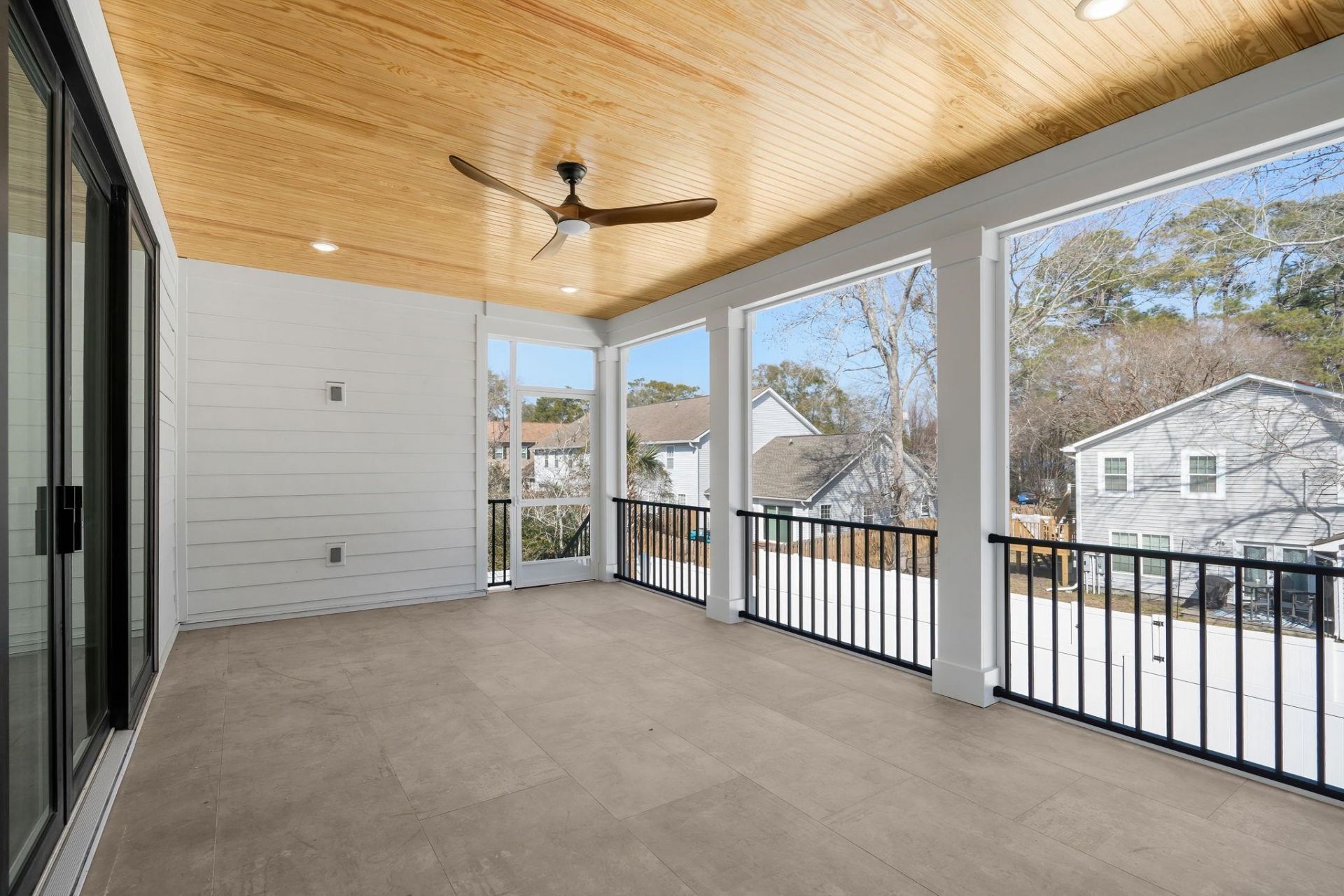 318 15th Ave. S Photo 21