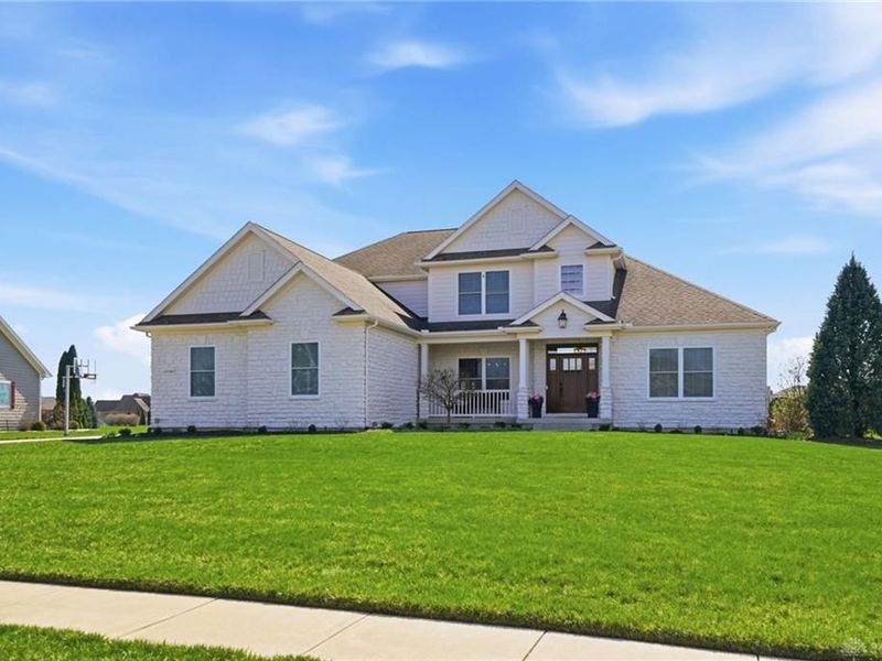 1250 Macintosh Court, Tipp City, OH 45373 Photo 8