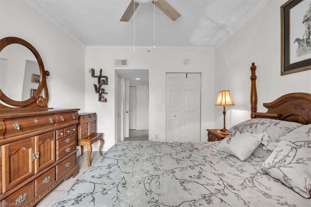 1885 Florida Club Dr , Unit 8207, Naples, FL 34112 Photo