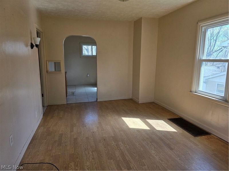 372 N Madison Avenue, Salem, OH 44460 Photo 6