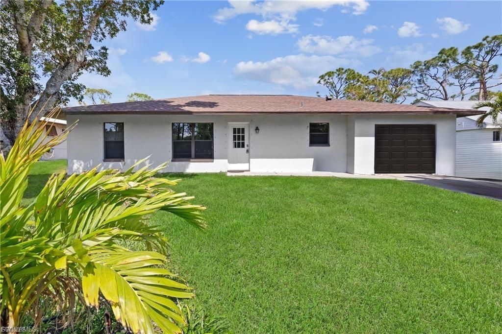 3680 Gasparilla St, Saint James City, FL 33956 Photo