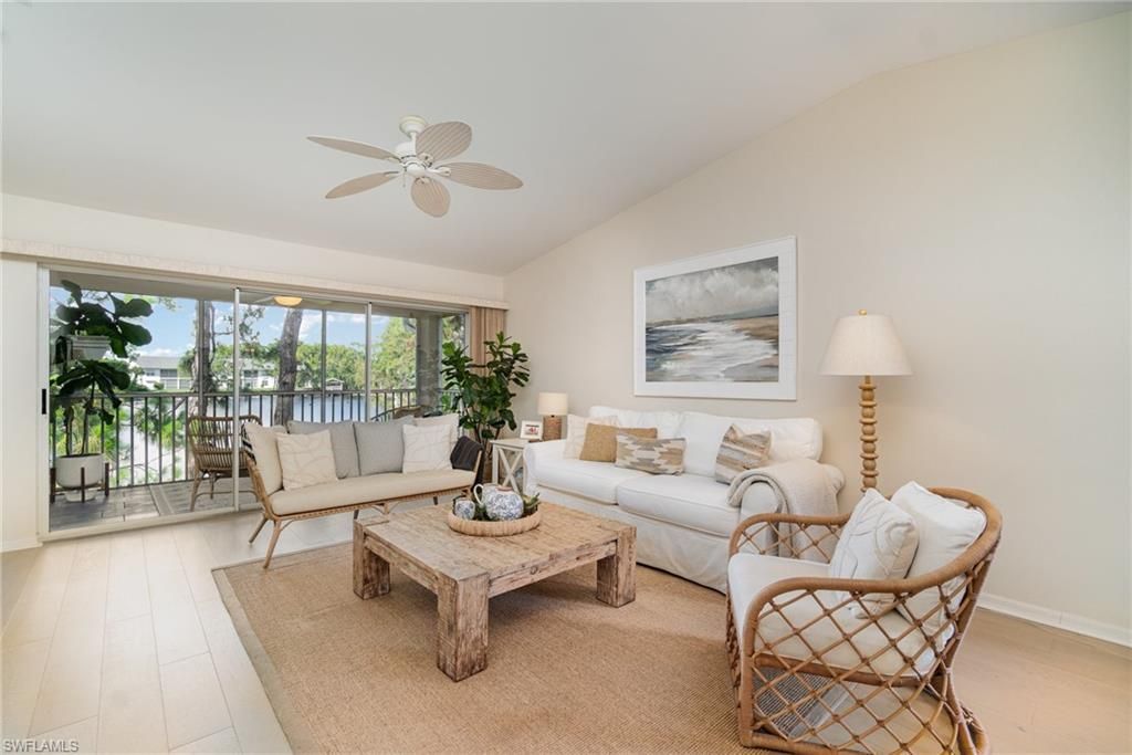 1160 Sarah Jean Cir, Unit D204, Naples, FL 34110 Photo