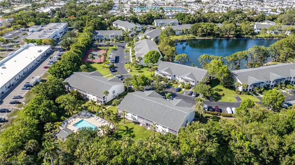 1160 Sarah Jean Cir, Unit D204, Naples, FL 34110 Photo
