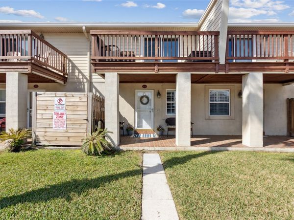 833 TARPON Avenue, Unit D, Fernandina Beach, FL 32034