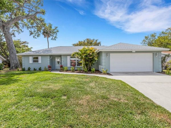 3016 CHASE CIRCLE , SARASOTA, FL 34231
