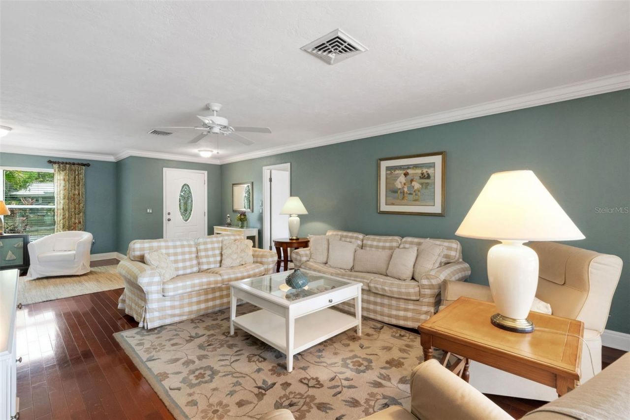 3016 Chase Circle , Sarasota, FL 34231 Photo