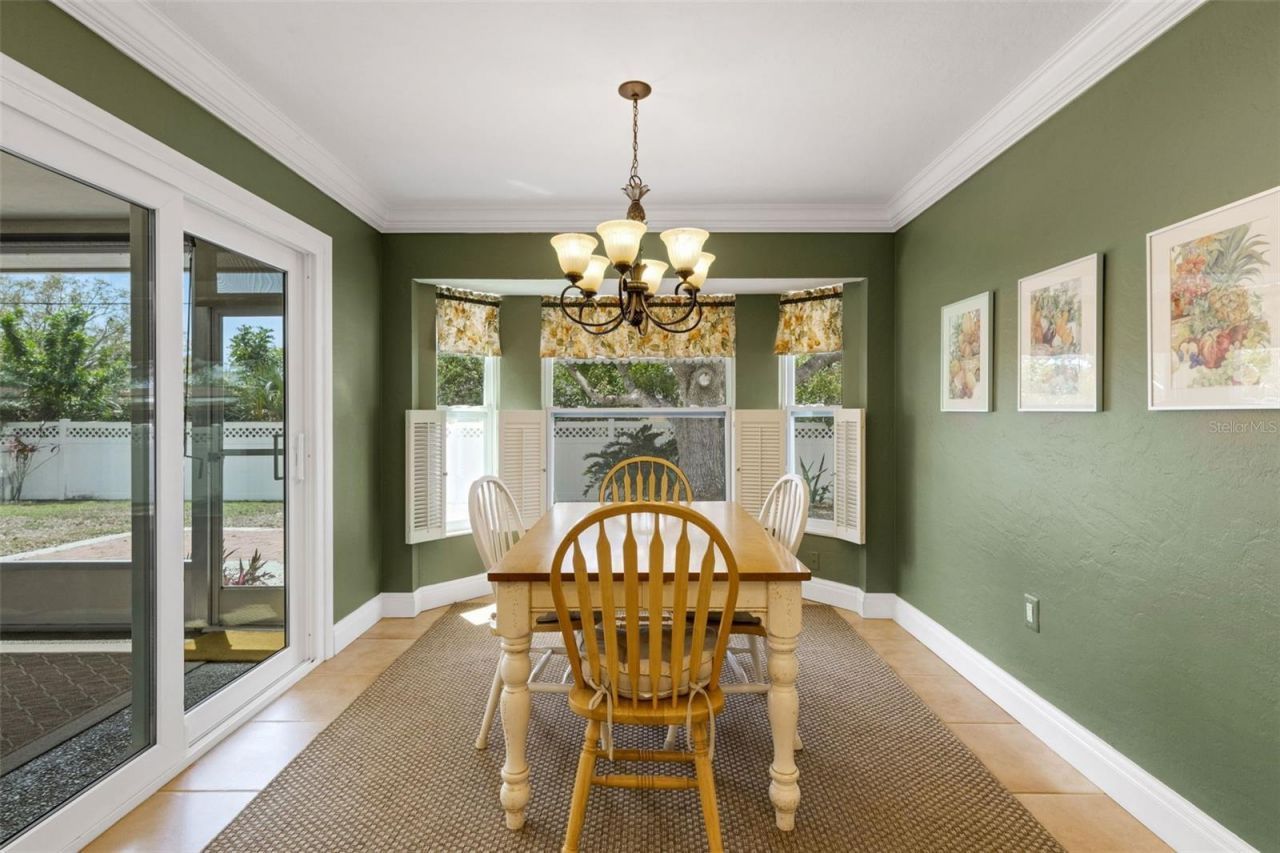 3016 Chase Circle , Sarasota, FL 34231 Photo