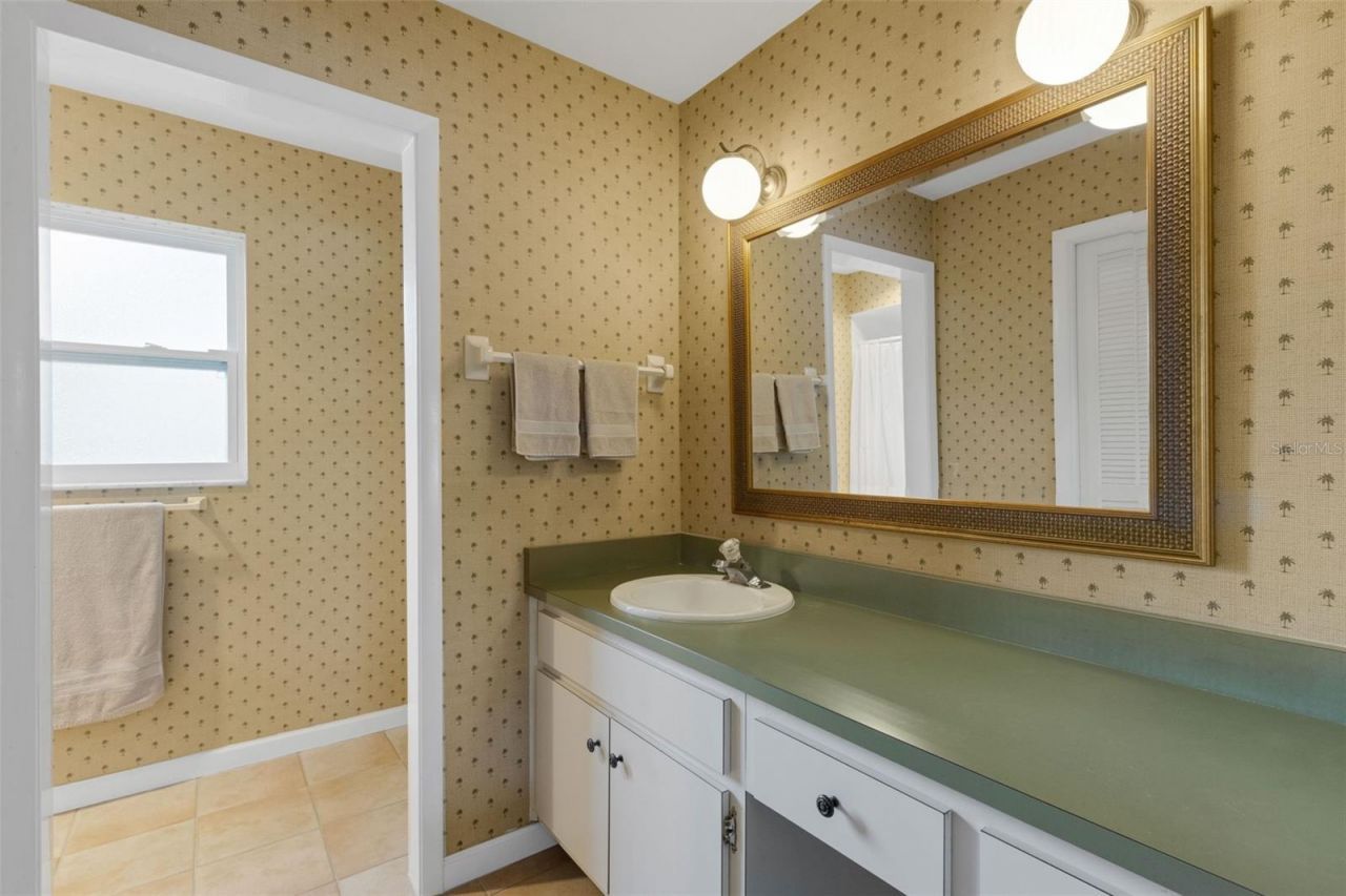 3016 Chase Circle , Sarasota, FL 34231 Photo