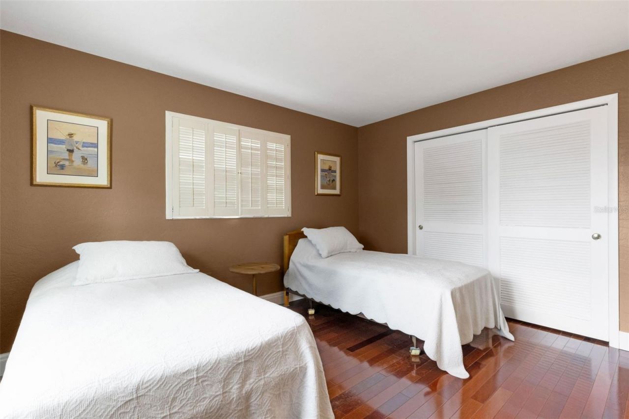 3016 Chase Circle , Sarasota, FL 34231 Photo