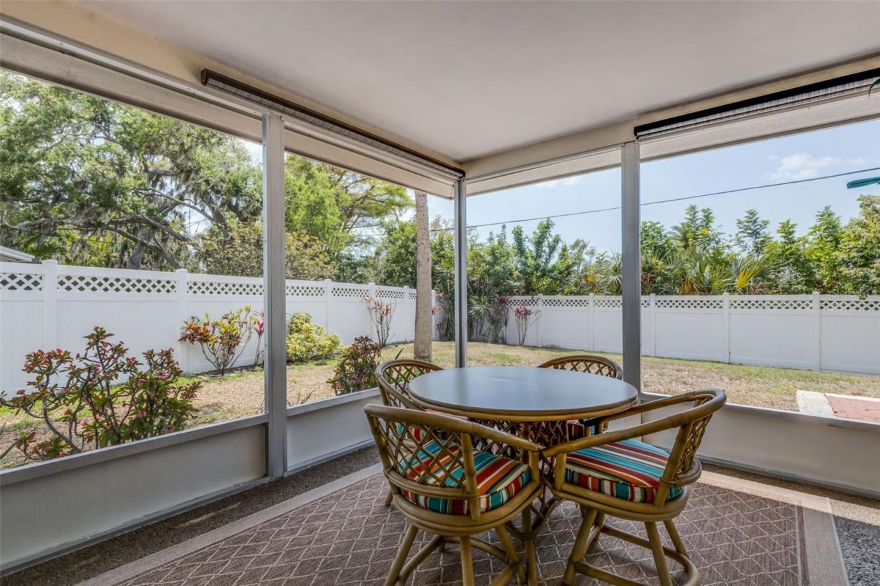 3016 Chase Circle , Sarasota, FL 34231 Photo