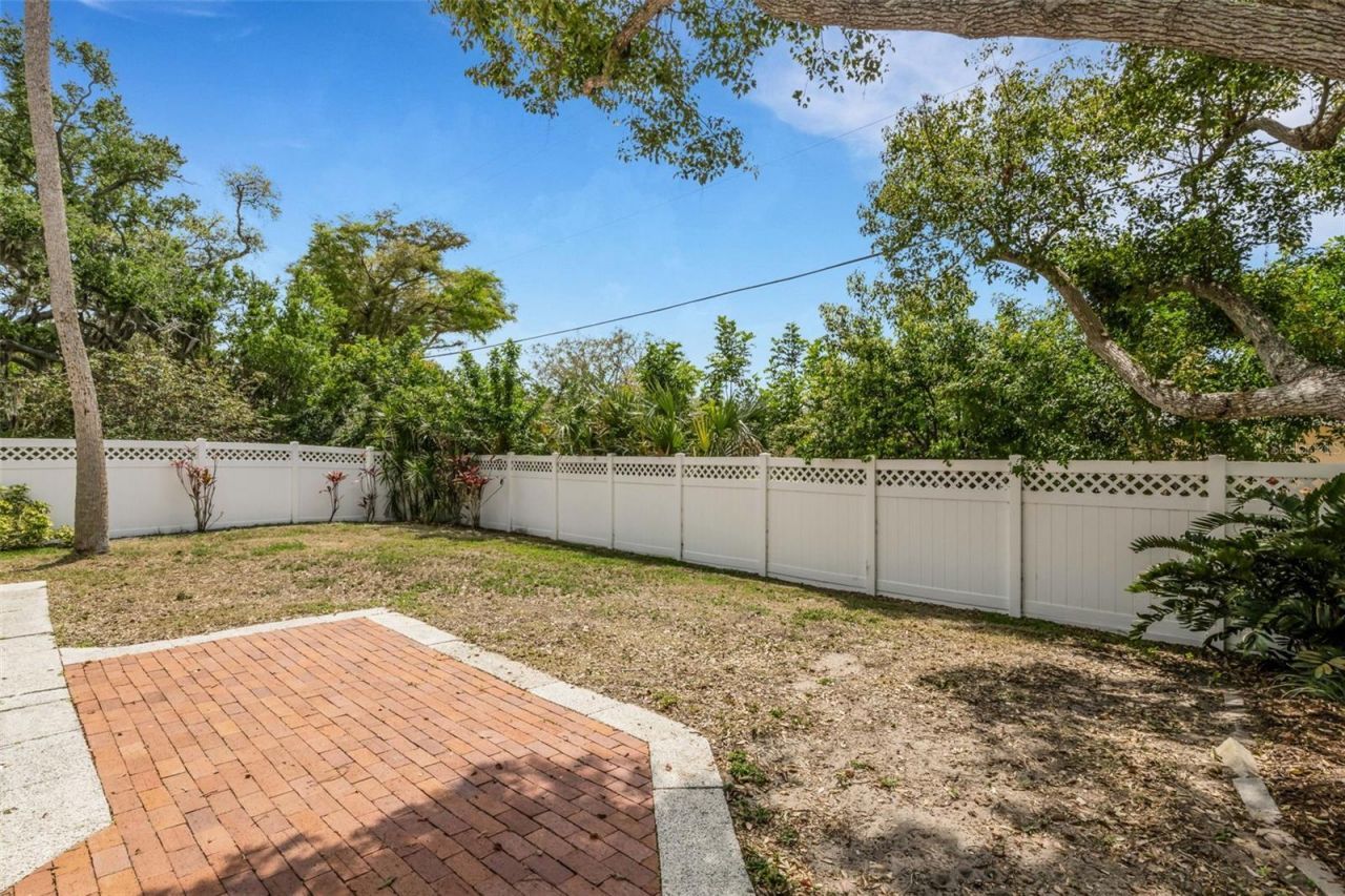 3016 Chase Circle , Sarasota, FL 34231 Photo