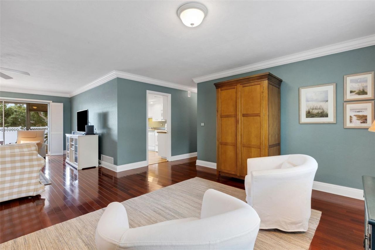 3016 Chase Circle , Sarasota, FL 34231 Photo